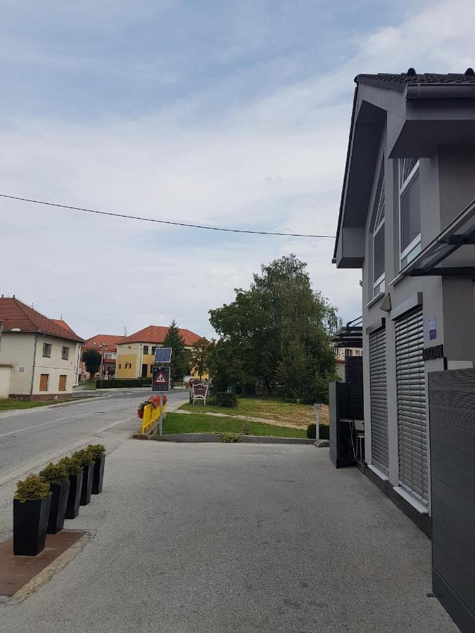 סבטי מרטין נה מורי Apartments Bogdan מראה חיצוני תמונה